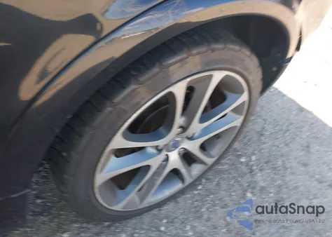 2009 Volvo C30 T5/T5 R-Design z USA, uszkodzony, nr VIN YV1MK672X92143796